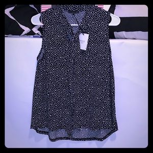 Under the Suit Blouse (sleeveless)